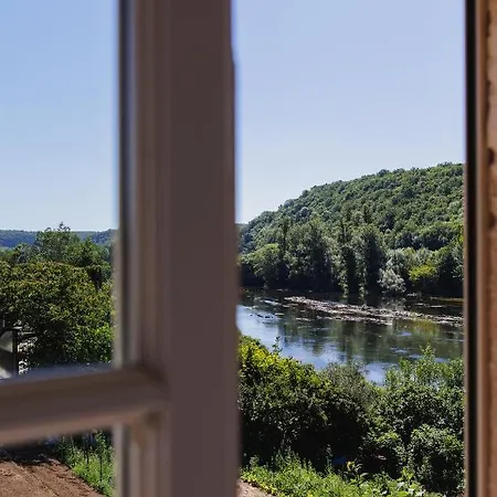 River House Semesterbostad